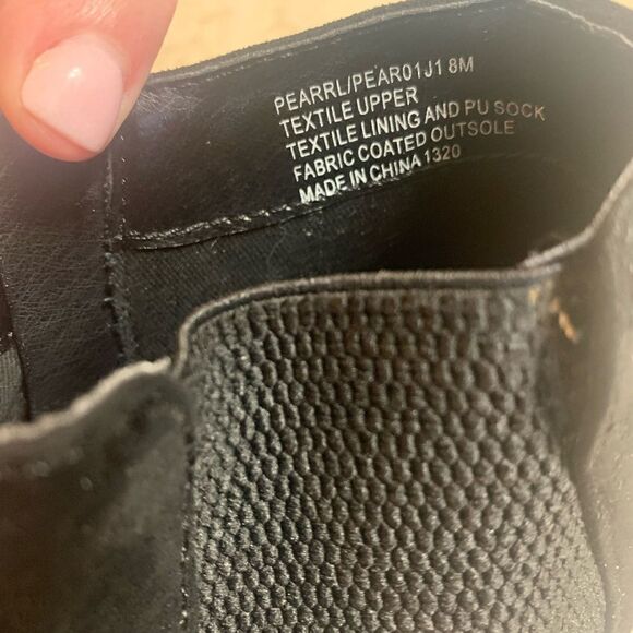 Madden Girl Black Suede Sneakers size 8 - Picture 2 of 9